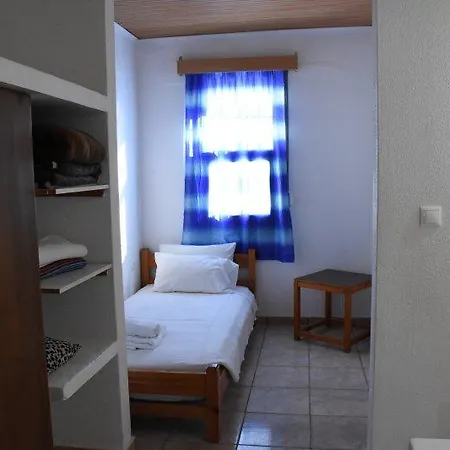 Irene Gournes Hotel *